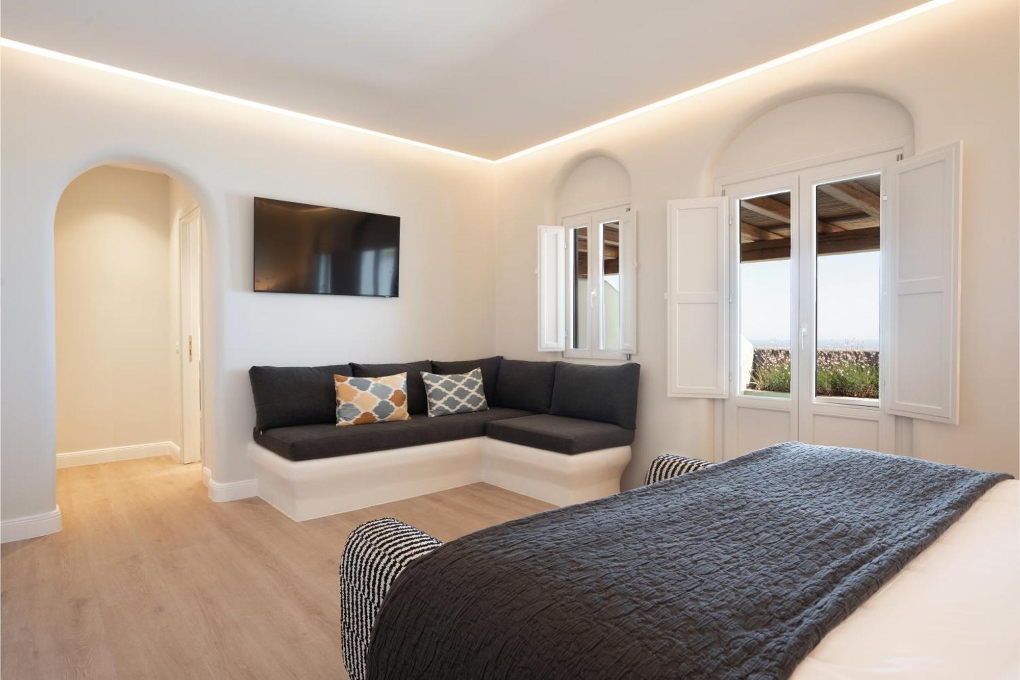 Nero Suites By Nomee Hospitality Group Imerovigli  Bagian luar foto