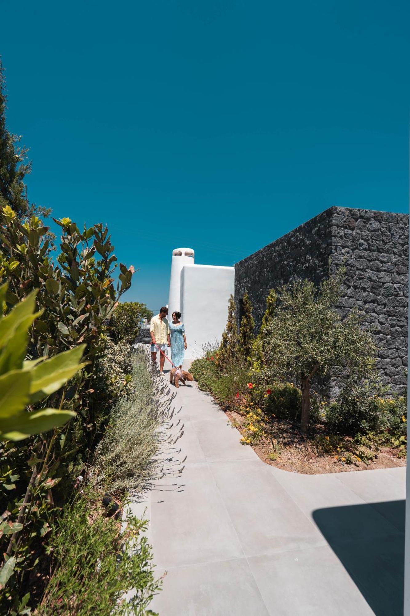 Nero Suites By Nomee Hospitality Group Imerovigli  Bagian luar foto