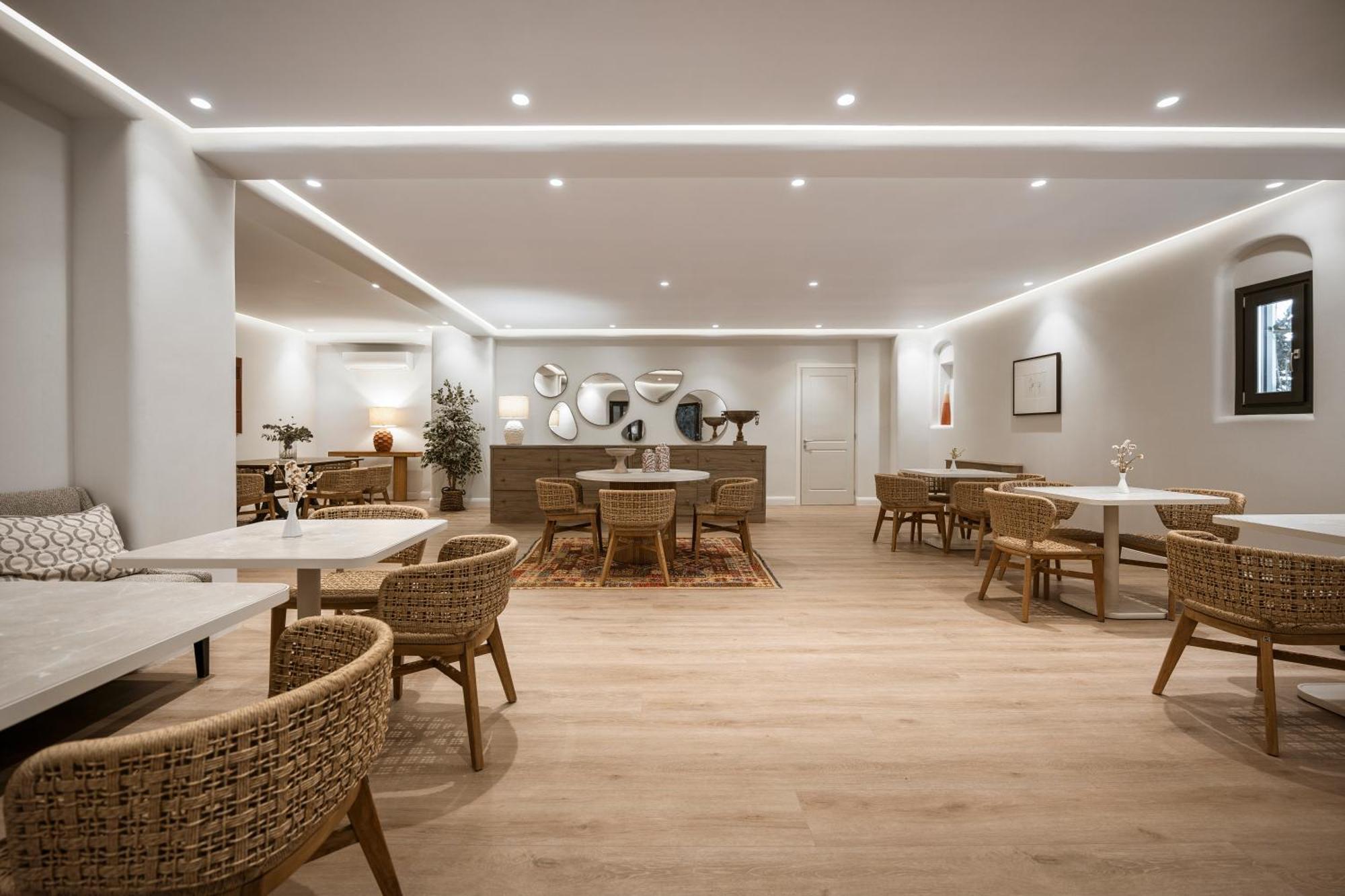 Nero Suites By Nomee Hospitality Group Imerovigli  Bagian luar foto